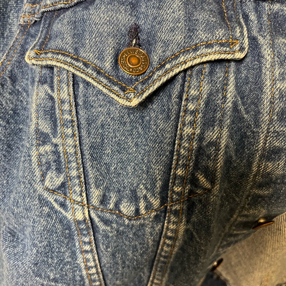 Levi's Blue Denim Trucker Vintage 1990’s Jacket - Picture 8 of 9